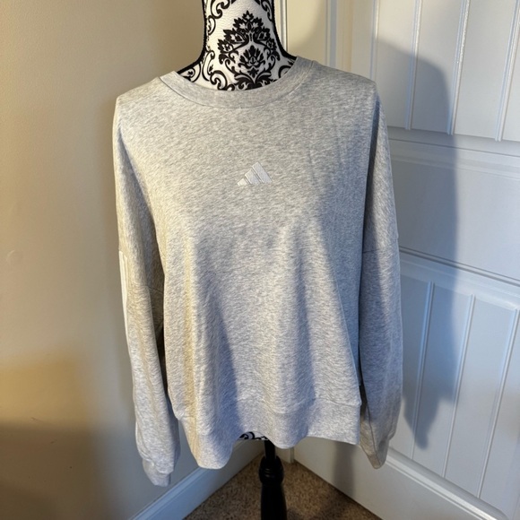 Adidas Sweatshirt NWT - Picture 5 of 10
